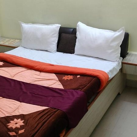Hotel Shaurya Haridwār Buitenkant foto