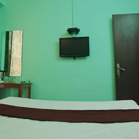 Hotel Shaurya Haridwār Buitenkant foto