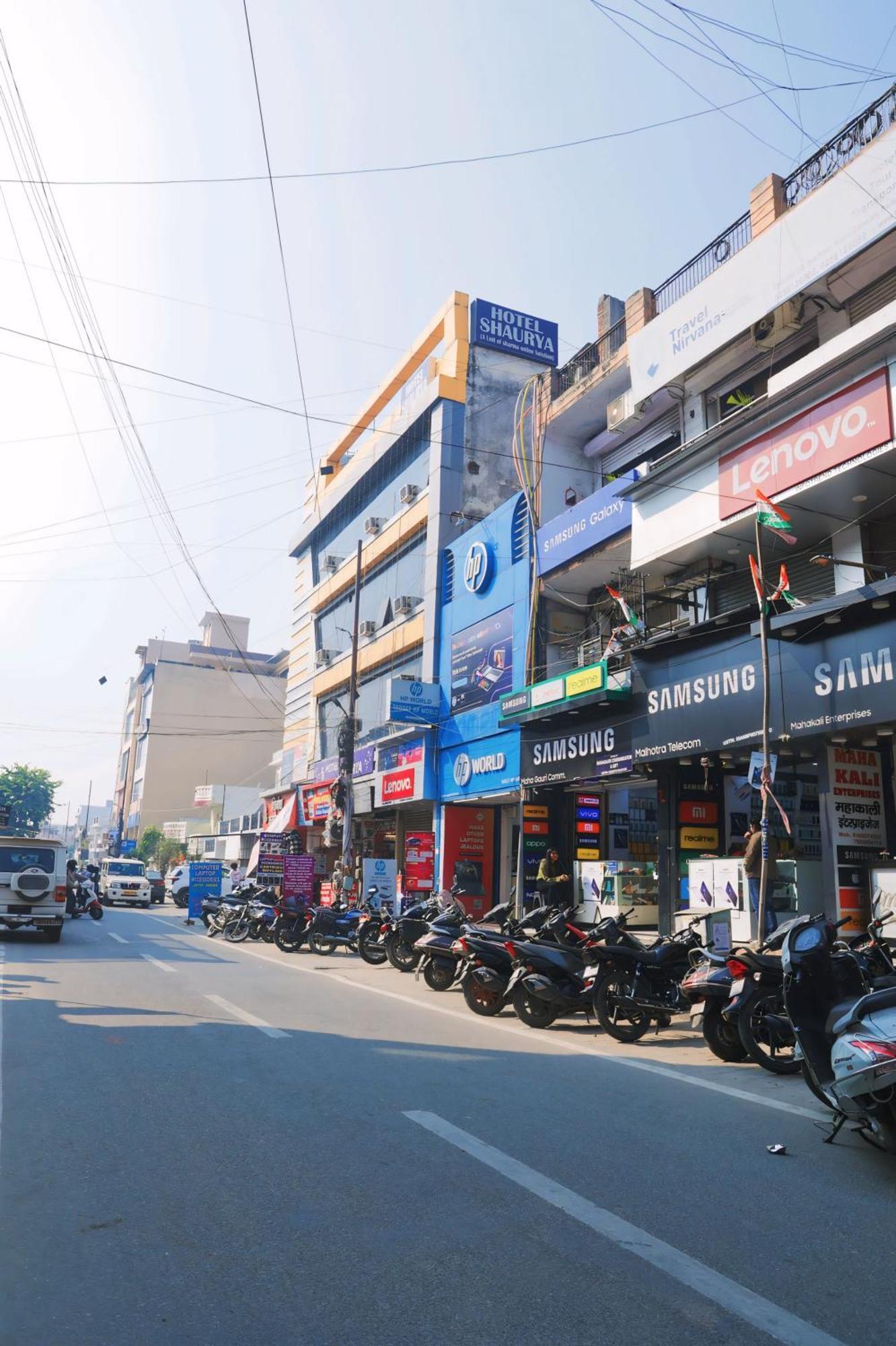 Hotel Shaurya Haridwār Buitenkant foto