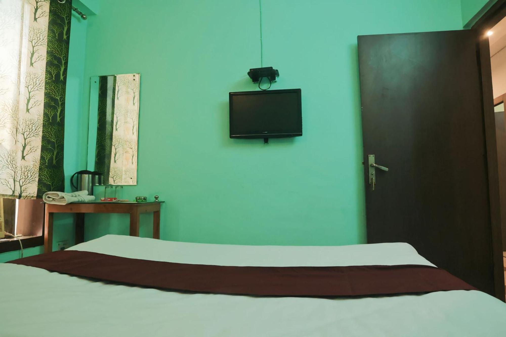 Hotel Shaurya Haridwār Buitenkant foto