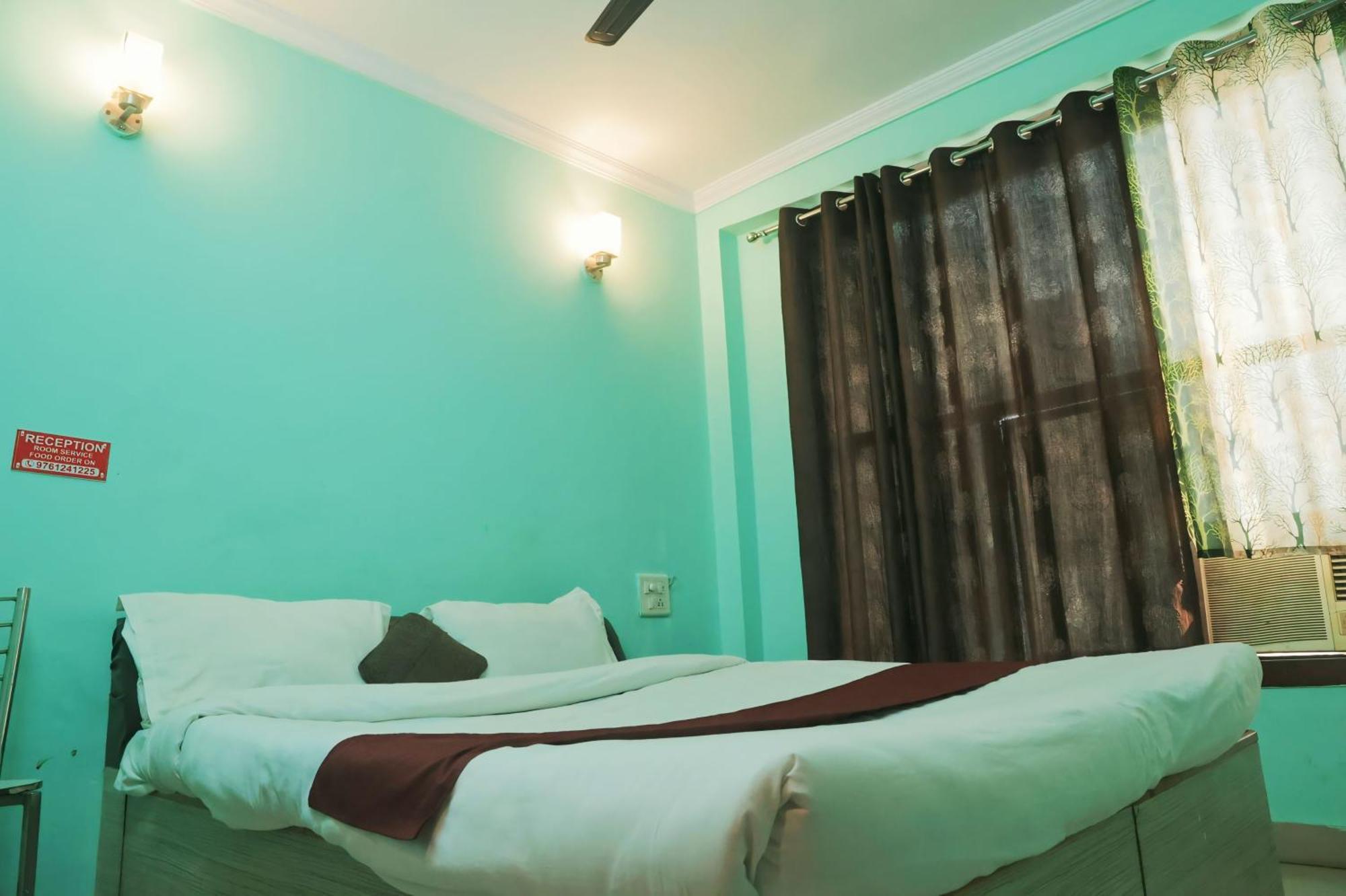 Hotel Shaurya Haridwār Buitenkant foto